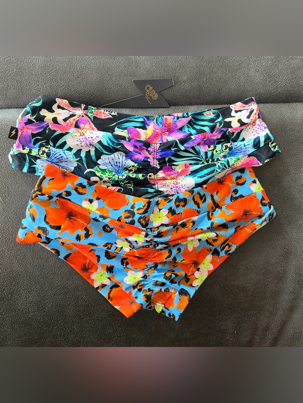 Cleo the Hurricane Low Waist Cheeky Floral & Tropical Prints - Size Small - Picture 2 of 2